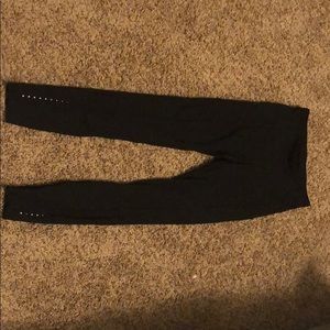 Lululemon size 4